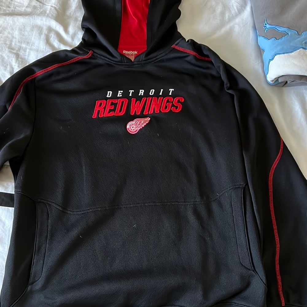 Detroit Redwings Sweatshirt